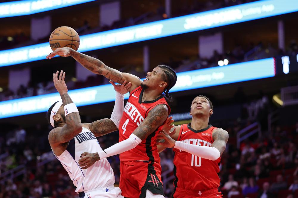 了一位锋线 了一位锋线